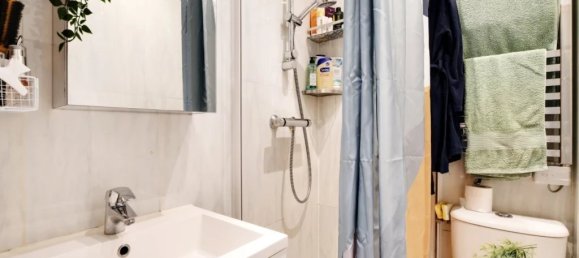 1 bedroom Apartment in Paris, France No. 194624 7