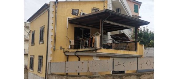 3 Schlafzimmer Haus in Scicli, Italy, Nr. 253262 3