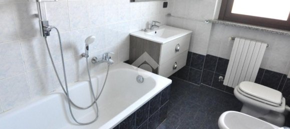 4 bedrooms Apartment in Settimo Torinese, Italy No. 356631 23