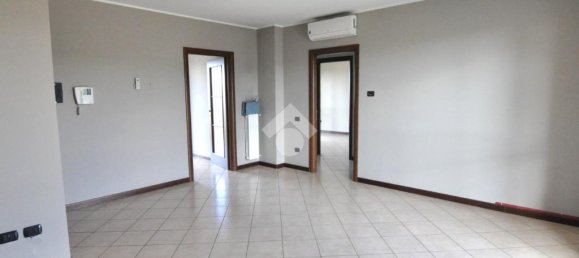 4 bedrooms Apartment in Settimo Torinese, Italy No. 356631 5