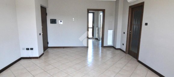 4 bedrooms Apartment in Settimo Torinese, Italy No. 356631 4