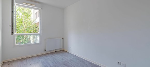 2 bedrooms Apartment in Massy, France No. 115916 6