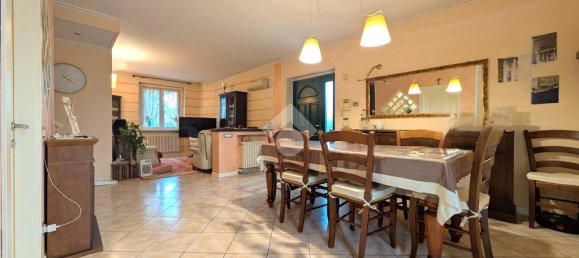 2 Schlafzimmer Villa in Cavernago, Italy, Nr. 340342 24