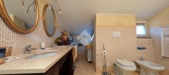 2 Schlafzimmer Villa in Cavernago, Italy, Nr. 340342 30