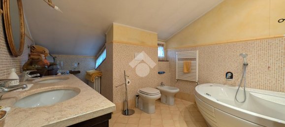2 Schlafzimmer Villa in Cavernago, Italy, Nr. 340342 36