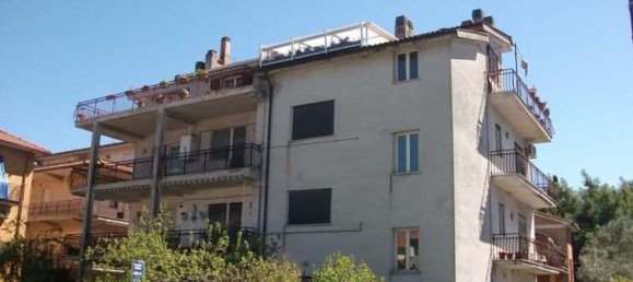 Apartamento de 3 habitaciónes en Magliano Romano, Italy No. 199856 3