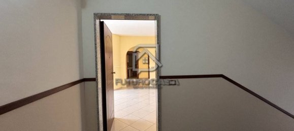 3 bedrooms Apartment in Ariano Irpino, Italy No. 260848 5