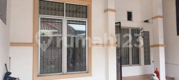 Дом с 3 спальнями в Джакарта, Индонезия № 2487 2