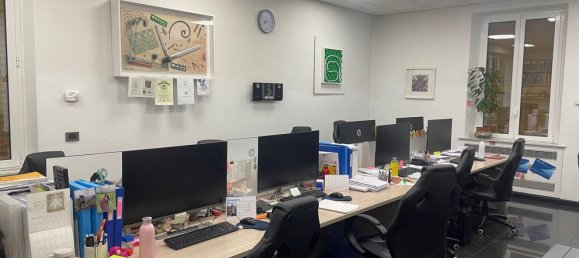 Apartamento de 4 divisões em Genoa, Italy N.º 238853 4