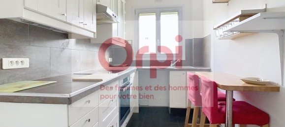3 bedrooms Apartment in Clamart, France No. 169454 3