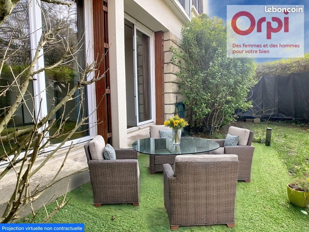 3 bedrooms Apartment in Clamart, France No. 169454