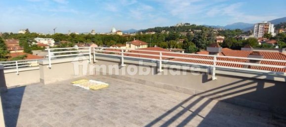 2 bedrooms Apartment in Brescia, Italy No. 350107 13