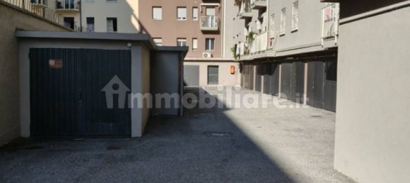 2 bedrooms Apartment in Brescia, Italy No. 350107 17
