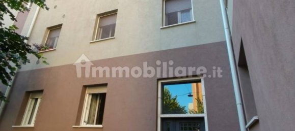 2 bedrooms Apartment in Brescia, Italy No. 350107 18