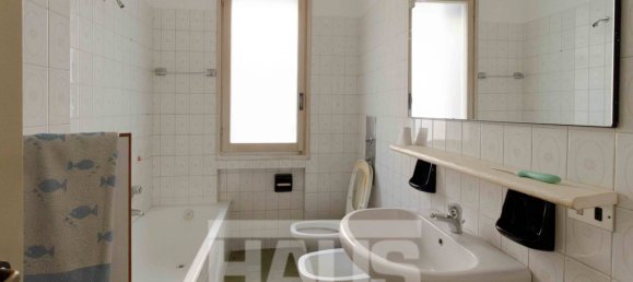 1 bedroom Apartment in Venice, Italy No. 108631 12