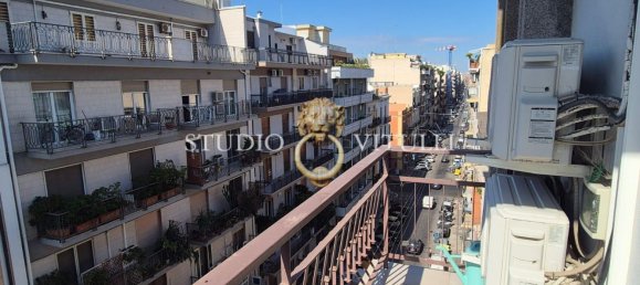 4-Zimmer Wohnung in Bari, Italy, Nr. 297009 13