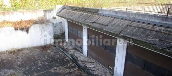 4 غرف نوم فيلا في Burago di Molgora, Italy رقم 7746 24