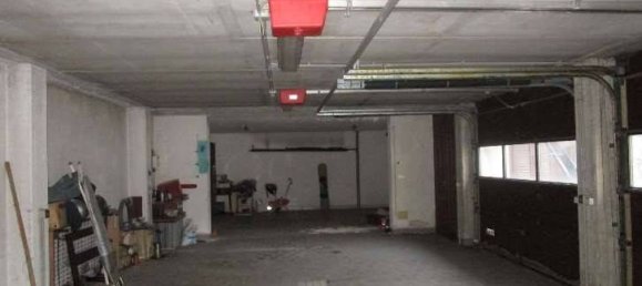 4 غرف نوم فيلا في Burago di Molgora, Italy رقم 7746 22