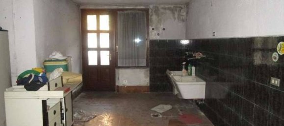 4 غرف نوم فيلا في Burago di Molgora, Italy رقم 7746 16