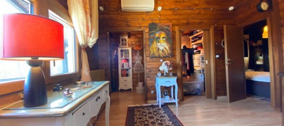 7 rooms House in Serramazzoni, Italy No. 229617 8