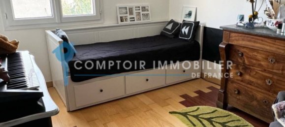 3 bedrooms Villa in Villabe, France No. 174786 9