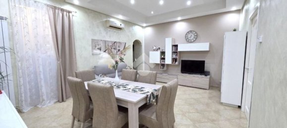 3 Schlafzimmer Wohnung in Palermo, Italy, Nr. 376820 4