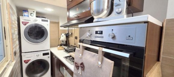 3 Schlafzimmer Wohnung in Palermo, Italy, Nr. 376820 11