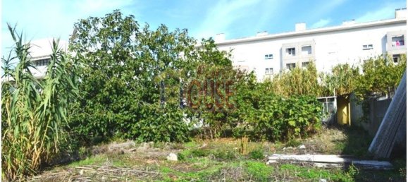 2000m² Land in Lisbon, Portugal No. 92531 9