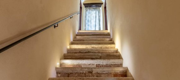 20 bedrooms House in Monteprandone, Italy No. 148045 9