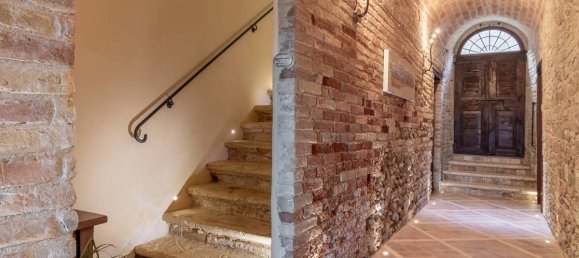 20 bedrooms House in Monteprandone, Italy No. 148045 8