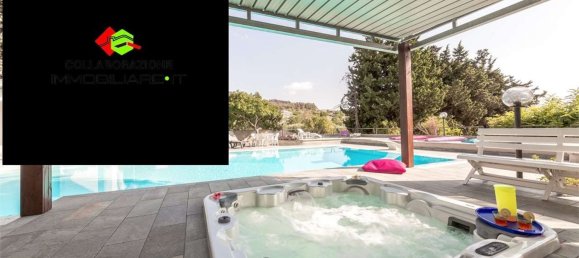 5 rooms Villa in Chiaramonte Gulfi, Italy No. 221473 22