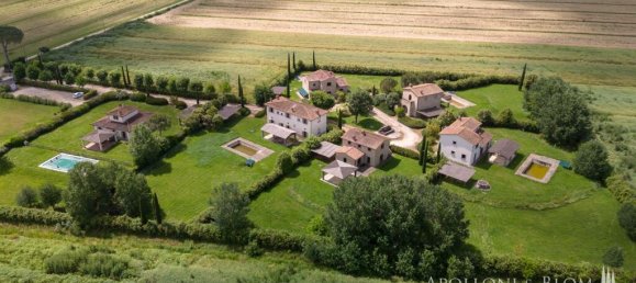 Casa de 4 dormitorios en Cortona, Italy No. 53545 92