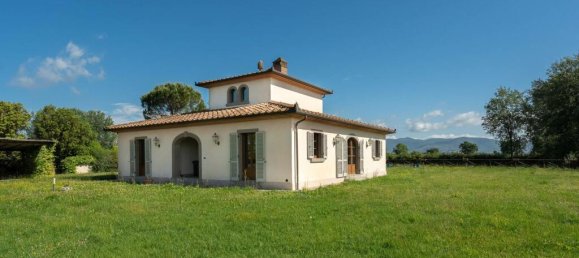 Casa de 4 dormitorios en Cortona, Italy No. 53545 53