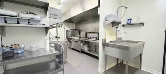 200m² Commercial property in Boucieu-le-Roi, France No. 195566 13