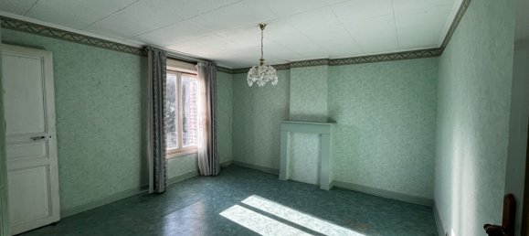 2 bedrooms House in Bruay-sur-l'Escaut, France No. 234275 5