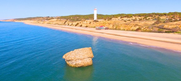 Квартира с 4 спальнями в Альмонте, Испания № 139159 35