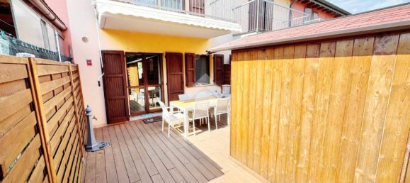 2 bedrooms Villa in Parma, Italy No. 371397 16