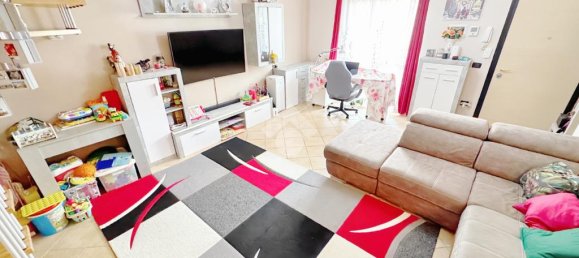 2 bedrooms Villa in Parma, Italy No. 371397 5