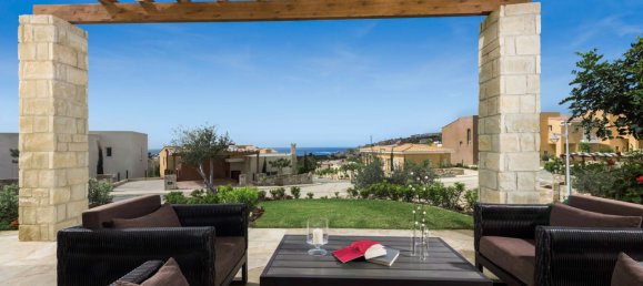 3 bedrooms Villa in Paphos, Cyprus No. 10399 8