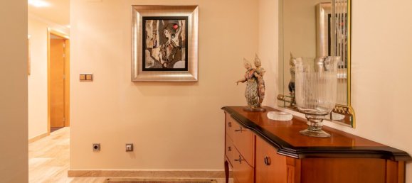 3 bedrooms Apartment in Alicante, Spain No. 11855 8