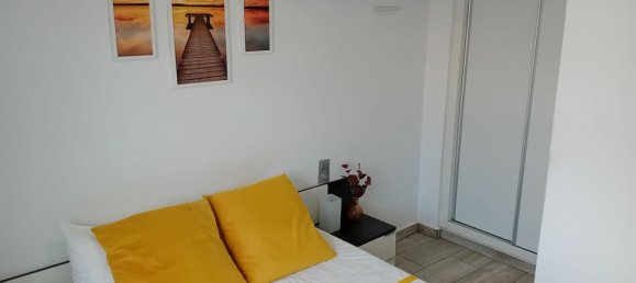 Apartamento de 2 dormitorios en Torrevieja, Spain No. 180279 7