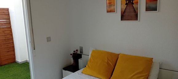Apartamento de 2 dormitorios en Torrevieja, Spain No. 180279 6