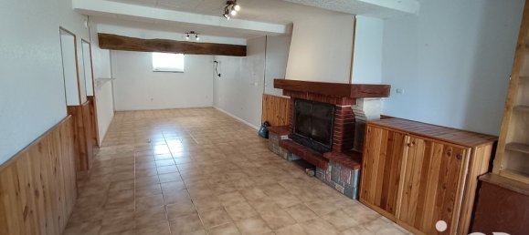 3 bedrooms House in Coincy, France No. 155905 4