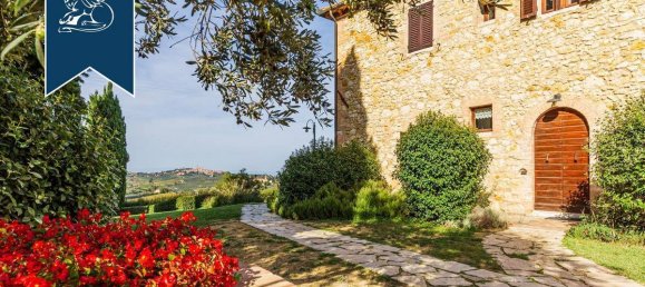 35 bedrooms House in San Gimignano, Italy No. 53067 15