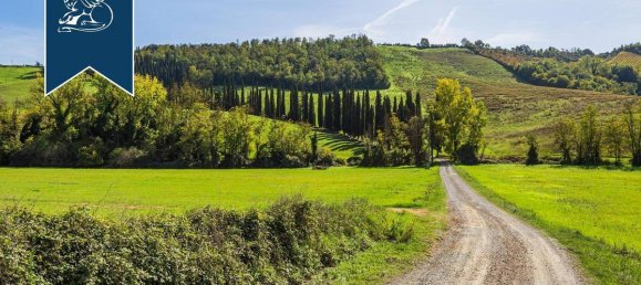 35 bedrooms House in San Gimignano, Italy No. 53067 12