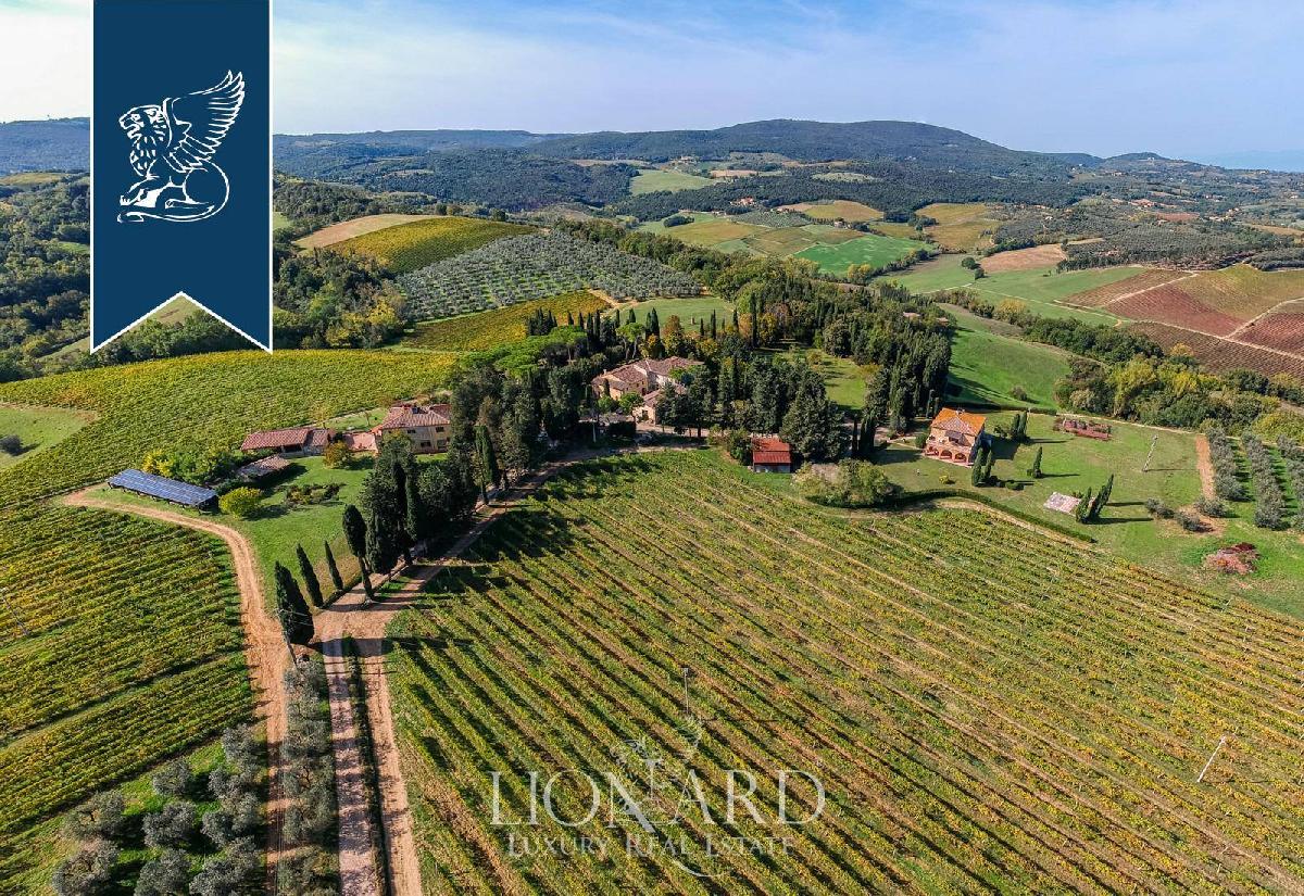 35 bedrooms House in San Gimignano, Italy No. 53067