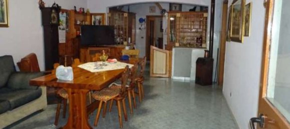 3غرفة منزل في Limbiate, Italy رقم 178312 10