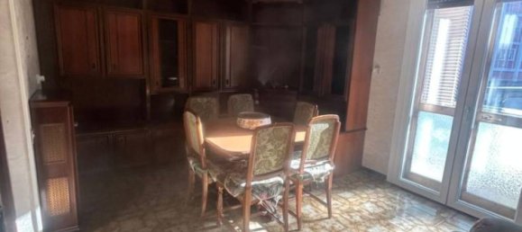 2 bedrooms Apartment in Bologna, Italy No. 95200 2