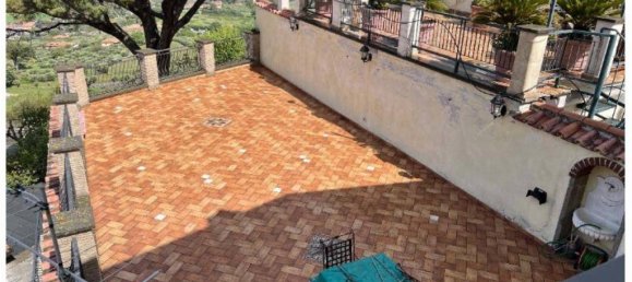3 bedrooms Apartment in Monte Porzio Catone, Italy No. 15212 4