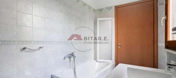 2 bedrooms Apartment in Mairano, Italy No. 335561 4